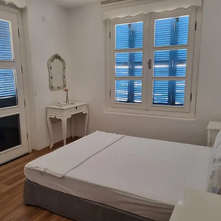 Catkapi Ciftlikkoey -izmir * Çeşme