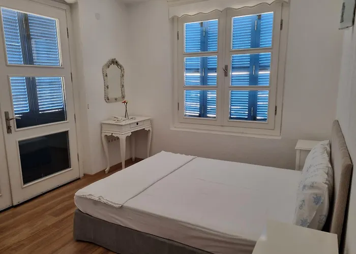 Catkapi Ciftlikkoey -izmir * Çeşme