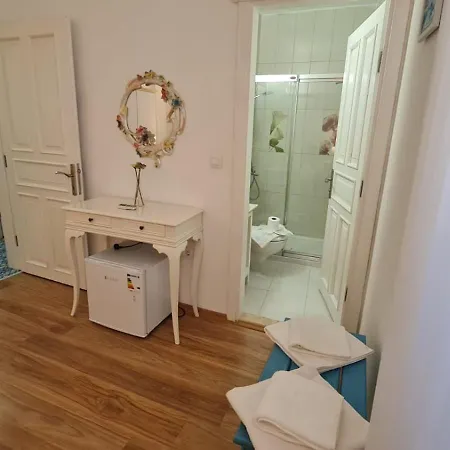 Catkapi Ciftlikkoey -izmir Кешме